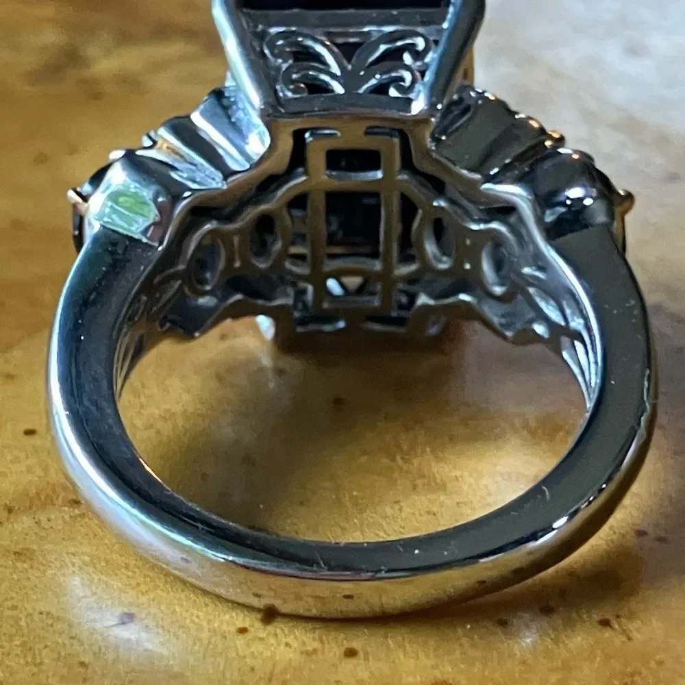 Natural Black Spinel Sterling Silver Cocktail Ring Size 7